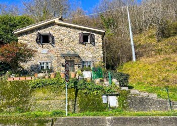 Casa all\'aperto - Casa indipendente Via Ferriere
 
snc, Carrodano - foto 23