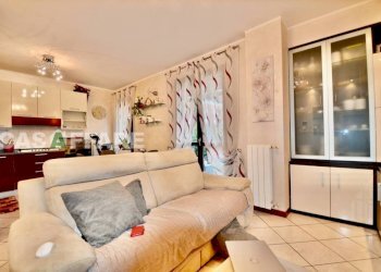 Salone - Trilocale via Gaetano Donizetti, Torre Boldone - foto 3