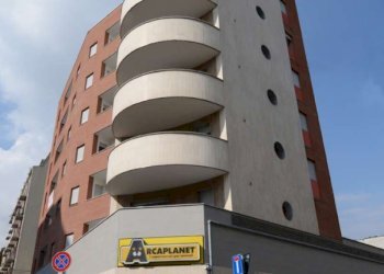 locale commerciale - Locale Commerciale corso GIULIO CESARE, 67, Torino (zona Aurora) - foto 1