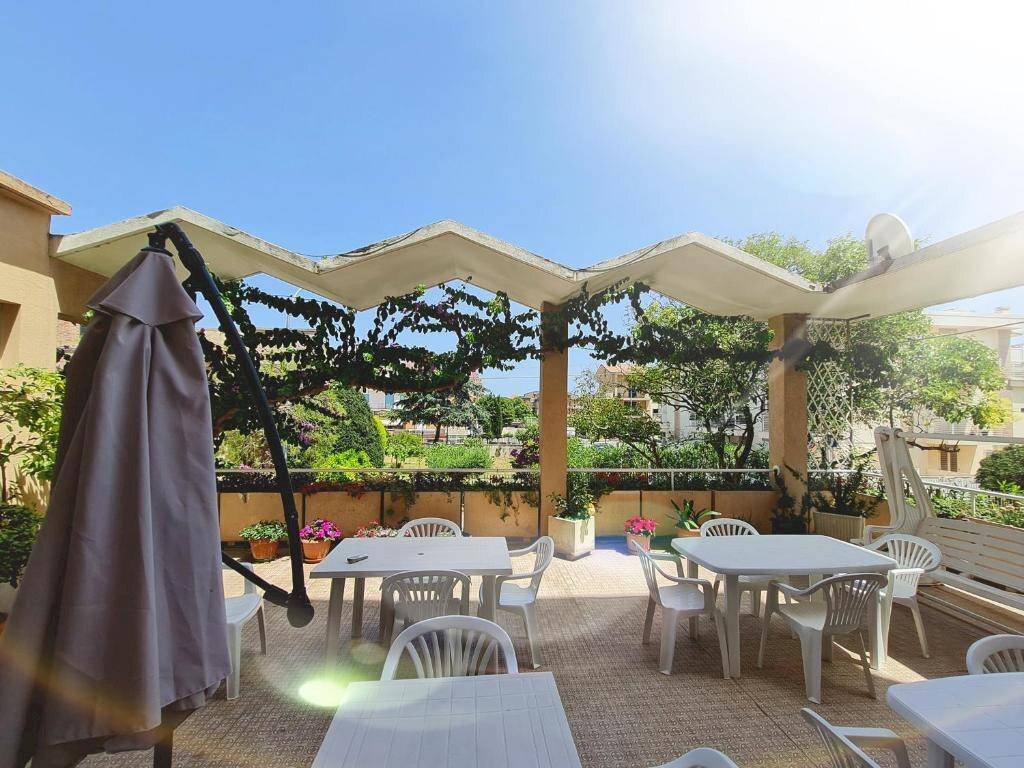 Foto 1 - Hotel Via Dei Pini, Porto San Giorgio - foto 1