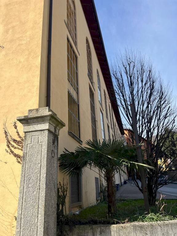 Facciata - Two-room apartment via P. Porro, 4c, Albavilla - photo 2