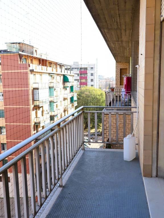 Balcone - Quadrilocale via Francesco Baracca, Bologna (zona Saffi) - foto 2