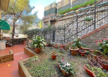 Giardino - Trilocale via Giulio Tanini, 29B, Genova (zona Borgoratti) - foto 26