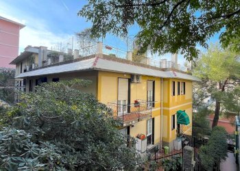 Facciata - Trilocale via Giulio Tanini, 29B, Genova (zona Borgoratti) - foto 29