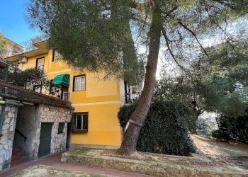 Facciata - Trilocale via Giulio Tanini, 29B, Genova (zona Borgoratti) - foto 30