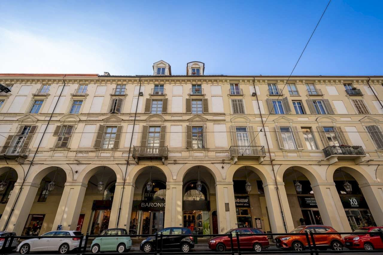 Three-room apartment via Po, 48, Torino (neighborhood Centro) - photo 2