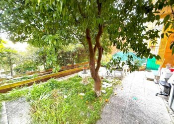 Giardino - Quadrilocale via Ernesto Cabruna, frazione Quinto Al Mare, Genova - foto 2