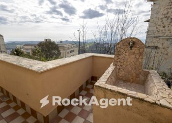 Balcone - Trilocale largo Raffaele Marincola Cattaneo, 33, Catanzaro - foto 15