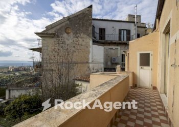 Balcone - Trilocale largo Raffaele Marincola Cattaneo, 33, Catanzaro - foto 16