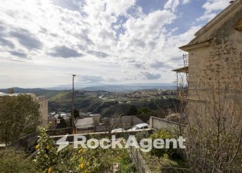 Vista - Trilocale largo Raffaele Marincola Cattaneo, 33, Catanzaro - foto 18