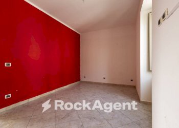 Camera da letto - Trilocale largo Raffaele Marincola Cattaneo, 33, Catanzaro - foto 29