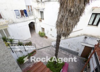 Cortile interno - Trilocale largo Raffaele Marincola Cattaneo, 33, Catanzaro - foto 35