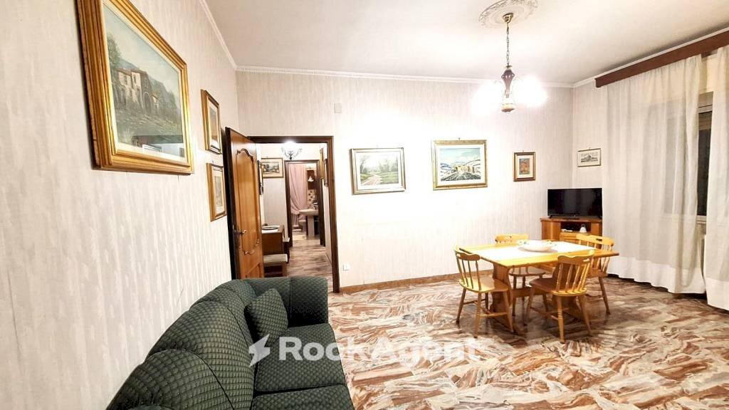 Bilocale via Antonello da Messina, 8, Roma - foto 1