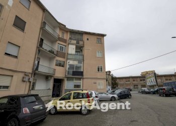 Trilocale via Giovanni Patari, 2, Catanzaro - foto 2