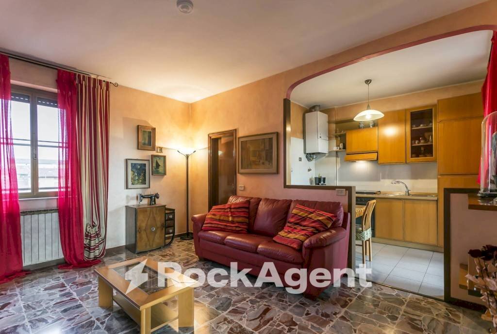 Salone - Three-room apartment via Enrico Frizzoni, 16, Treviolo - photo 1