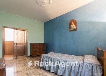 Camera da letto - Trilocale via Enrico Frizzoni, 16, Treviolo - foto 18