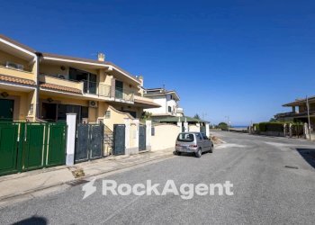Zona - Villa a Schiera via Reggio Calabria, 20, Montauro - foto 2
