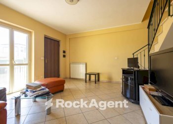 Salone - Villa a Schiera via Reggio Calabria, 20, Montauro - foto 6