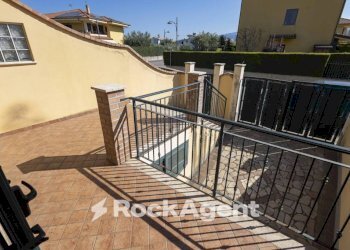 Terrazzo - Villa a Schiera via Reggio Calabria, 20, Montauro - foto 12