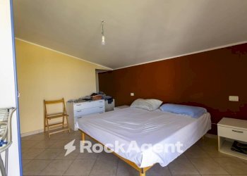 Camera da letto - Villa a Schiera via Reggio Calabria, 20, Montauro - foto 18