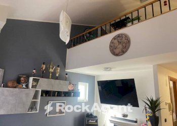 Salone - Villa a Schiera via Sortino, 19, Roma - foto 4