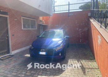 Posto macchina - Villa a Schiera via Sortino, 19, Roma - foto 34