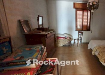 Casa indipendente piazza F. Caligiuri, Amato - foto 8