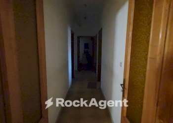 Casa indipendente piazza F. Caligiuri, Amato - foto 9