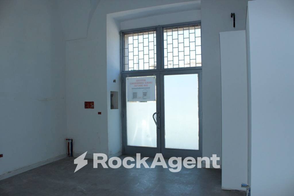 Shop Bar, Ristorante, Ugento - photo 3