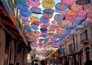 Shop via Gisira, 54, Catania - photo 1