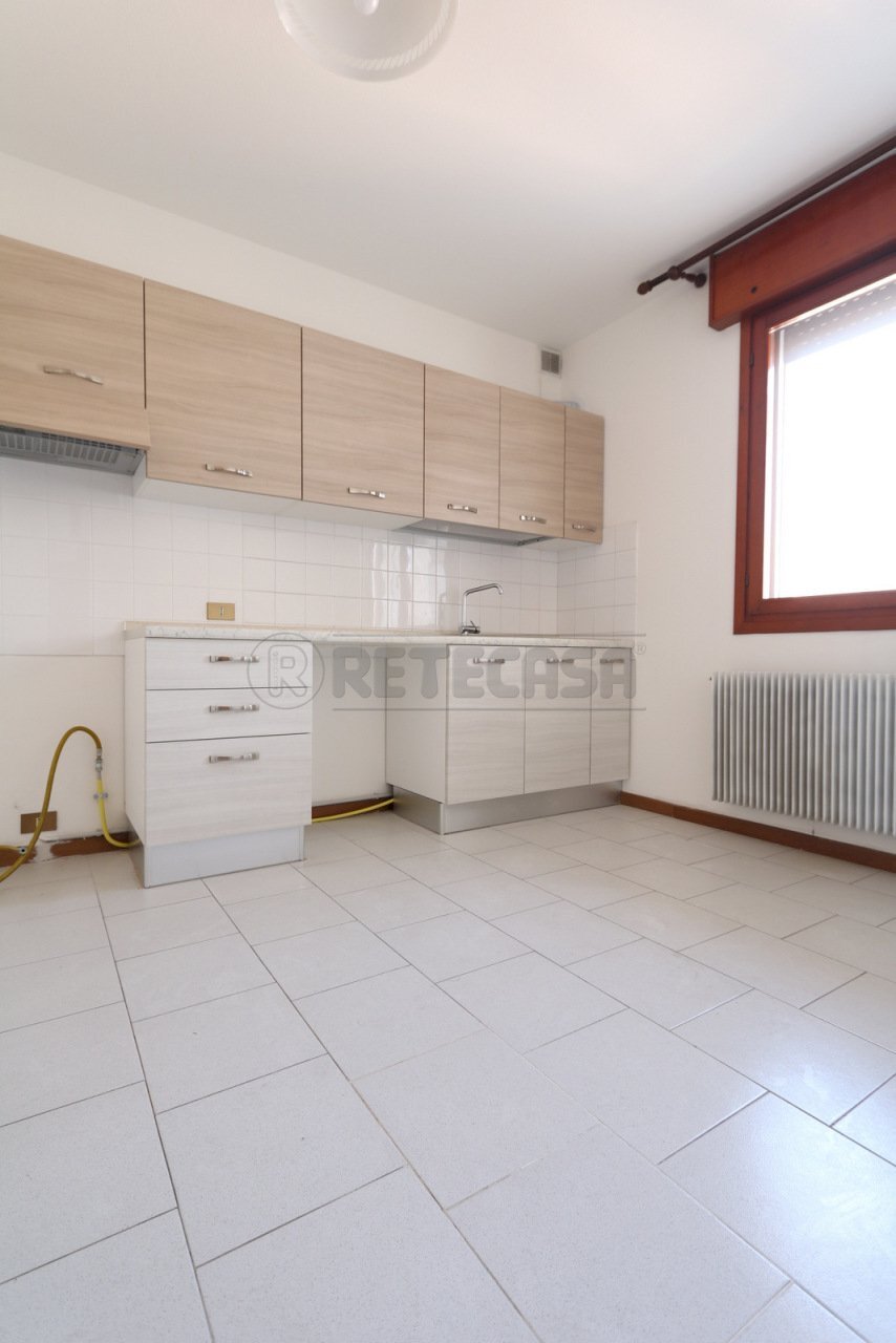 IMG_7871.JPG - Appartamento Via delle Casermette, Vicenza - foto 3