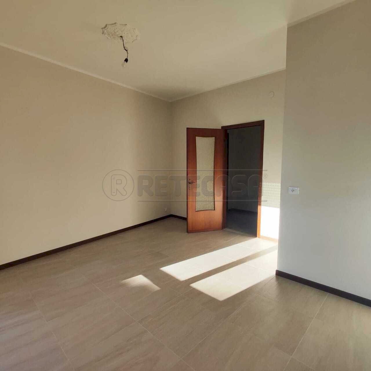 WhatsApp Image 2026-02-17 at 12.30.52.jpeg - Three-room apartment Via Alessandro Lamo, Cremona - photo 3