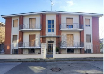 Gemini_Generated_Image_wp2j2owp2j2owp2j.png - Trilocale Via Alessandro Lamo, Cremona - foto 25