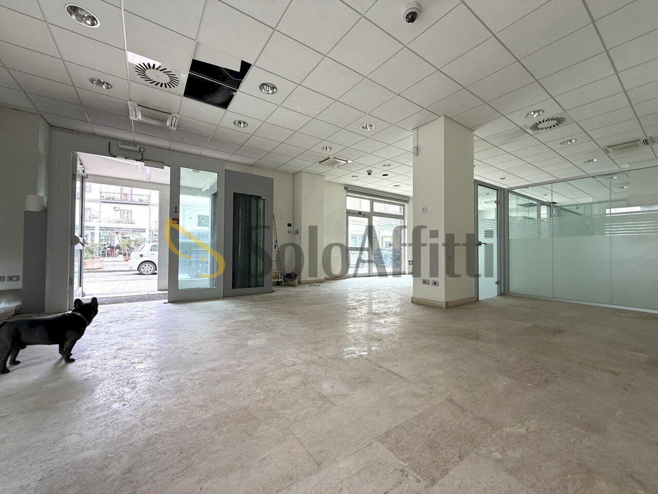 image00023.jpeg - Commercial Premises Via Nazario Sauro 9, Catanzaro - photo 2