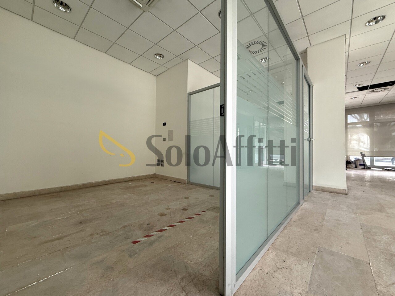 image00022.jpeg - Commercial Premises Via Nazario Sauro 9, Catanzaro - photo 3