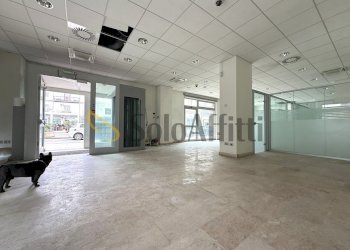 image00023.jpeg - Locale Commerciale Via Nazario Sauro 9, Catanzaro - foto 2