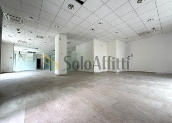 image00024.jpeg - Locale Commerciale Via Nazario Sauro 9, Catanzaro - foto 12