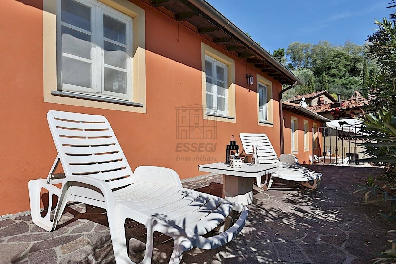 vendesi rustico in pietra con piscina a sfioro luc - Casale Via di Mutigliano, Lucca - foto 3