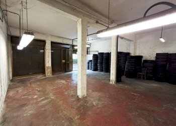 20260123_113949.jpg - Capannone Via del Molino, Pelago - foto 8