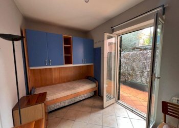 camera da letto - Monolocale Via Cossignano, Roma (zona Castel Giubileo) - foto 16