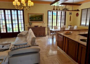 WhatsApp Image 2026-02-06 at 12.15.44 (10).jpeg - Villa Pietrasanta - foto 9