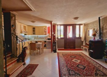 20240412_153827.jpg - Villa a Schiera Via Poggio Fiorito 8, Guardea - foto 10