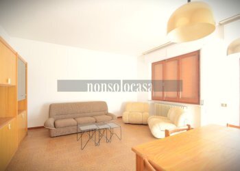 SECONDO PIANO SOGGIORNO - Casa indipendente Strada di Sant' Egidio 999, Perugia - foto 7