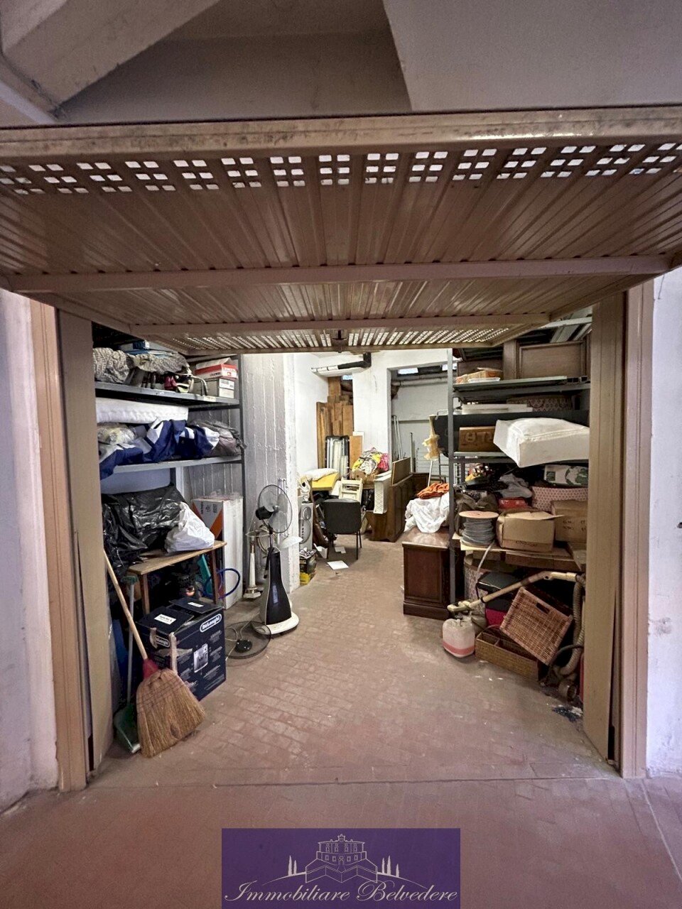 WhatsApp Image 2026-02-18 at 12.19.31 (1).jpeg - Box Via Valdichiana, Firenze (neighborhood Santa Maria Novella) - photo 1