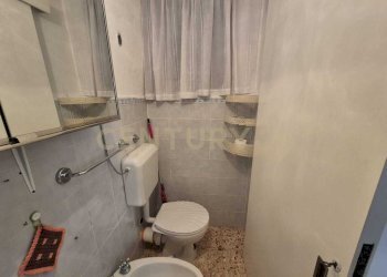 foto bagno 1.jpeg - Townhouse Piazza Solferino 4, Civitella Paganico - photo 15