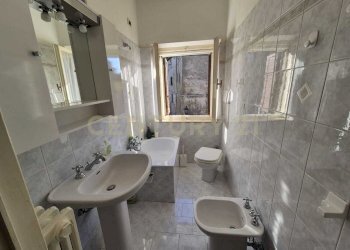 foto bagno 2.jpeg - Townhouse Piazza Solferino 4, Civitella Paganico - photo 16