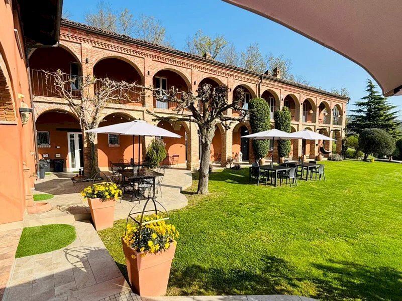 Casale Monastero Bormida - photo 2