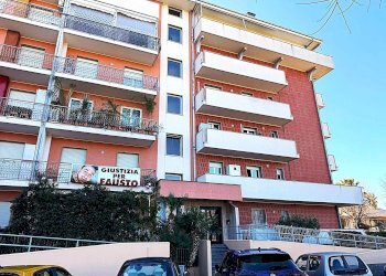 Trilocale via valle d'aosta, Albenga - foto 3