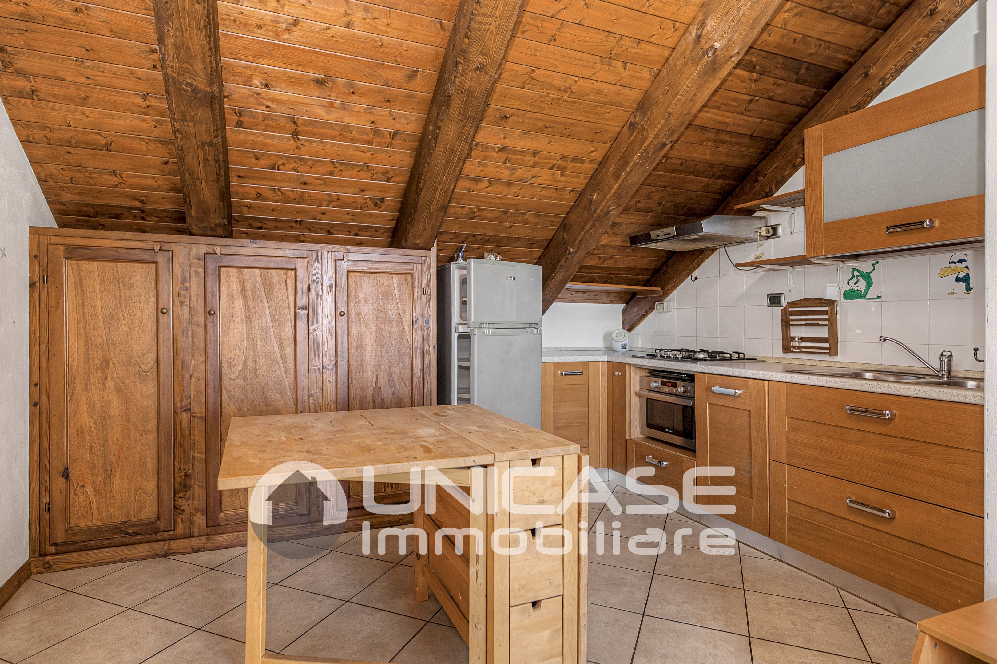 Cucina - Bilocale via Pralafera, 26, frazione Luserna, Luserna San Giovanni - foto 2