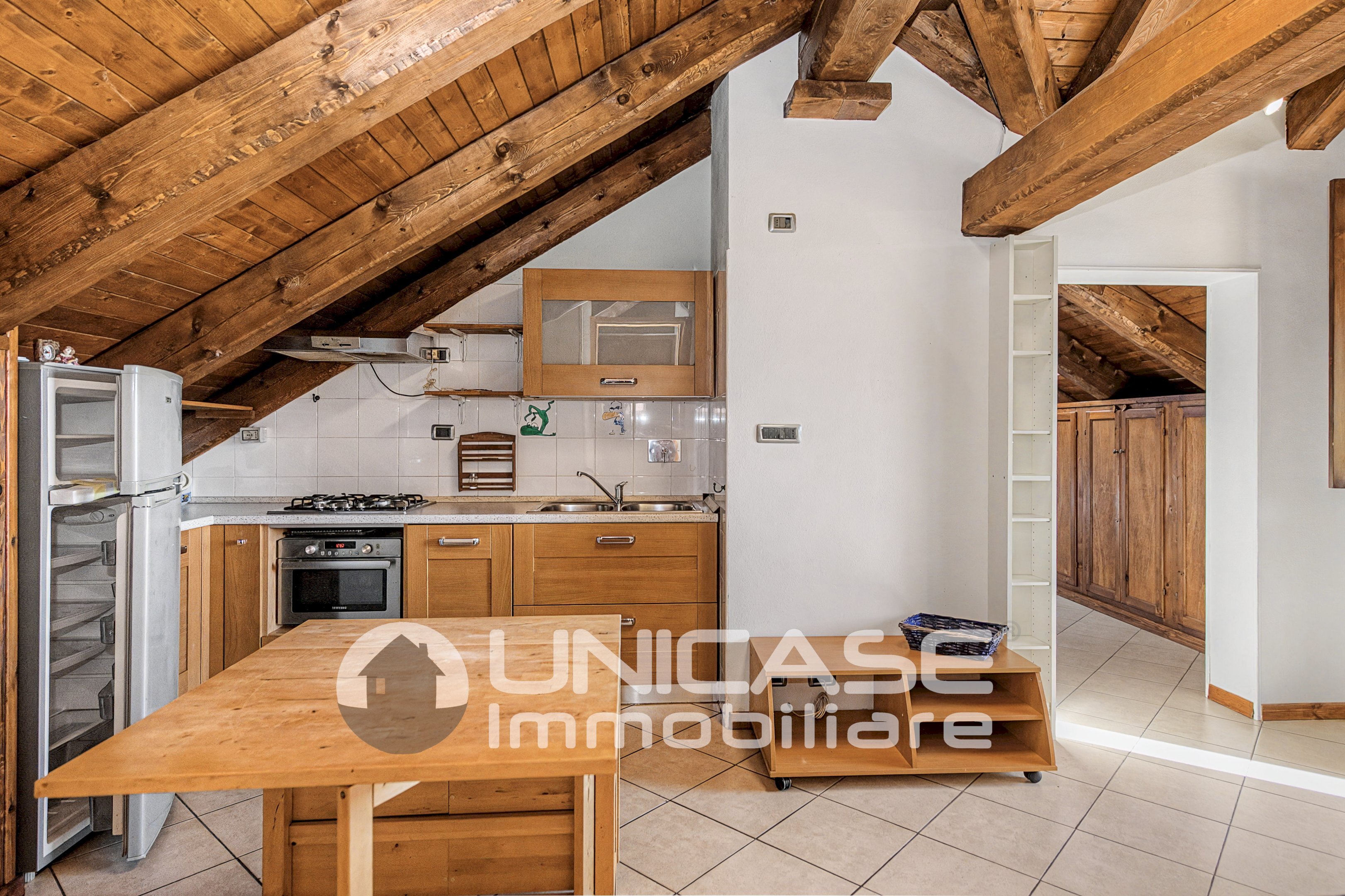 Cucina - Bilocale via Pralafera, 26, frazione Luserna, Luserna San Giovanni - foto 1